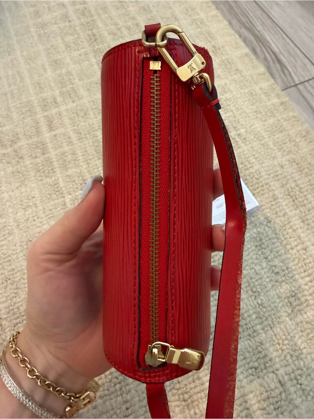 Louis Vuitton Red Epi Leather Cylindrical Wristlet Clutch - Picture 3 of 6